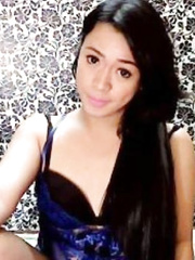 Gorgeous Tranny Jerks her Cock