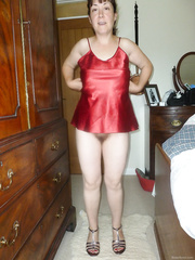Nude english milf naked for you 2015 pix