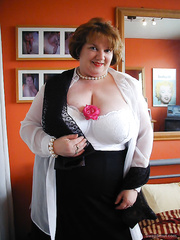 Chris44g White Teddy