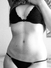 Lots of Random Fuck me pictures and Selfies