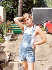 Jud Lynnie a ribald little floozy who likes anal sex and toys