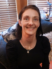 Kay is a real bubbly older mother I'd like to fuck who just likes to please