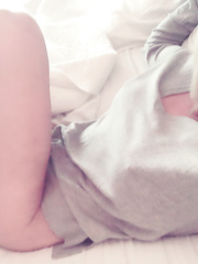 Golden-Haired dilettante Monroe Lee rubs her pink snatch after uncovering her massive billibongs