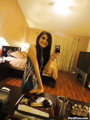 Nasty hottie Zoey Kush snapping in nature's garb selfies in her bedroom mirror