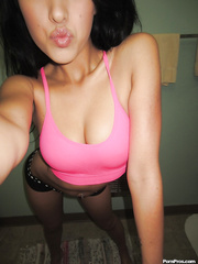 Masturbating Oriental girlfriend Jayden Lee is doing self shots