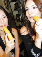 Legal Age Teenager lesbian babes Missi Daniels and Jenna Rose taking nasty selfies