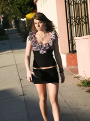 White gal Monalee oozes semen from her love tunnel after an interracial double penetration