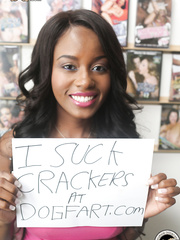 Juvenile swarthy gal Jezabel Vessir with large saggy whoppers loose engulfing on her knees