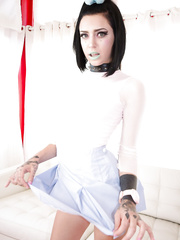 Slender babe Stevie Foxx offering hairless cookie to Bryan Gozzling for banging