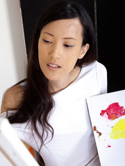 Slender art teacher Inco undresses in the classroom to toy with the brushes