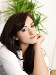 Hot brunette hair widening cum-hole wide and bending over exposed with undressed feet