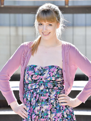 Leggy youthful blond pushing vegetables and sextoy up backdoor and pussy outside