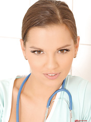 Lesbo pornstar with good wobblers Eve Hotty plays a perverteds nurse