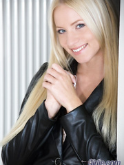 Golden-Haired legal age teenager steadies her nerves in advance of seducing an old stud this babe craves to fuck