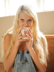 Breath taking golden-haired Cabiria showing how supple and hot that babe is