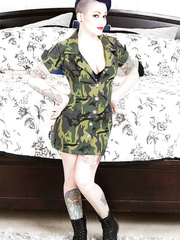 Punk hottie Rizzo Ford disrobes off military fatigues previous to masturbating