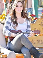 Dressed beauty next door flashing exposed butt and love bubbles on on steps outside