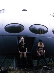 Sexy alien females bring  aboard spaceship for trio sex