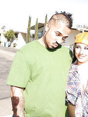 Playful Pyrah Lee getting team-fucked with a monster 10-Pounder right in her muff