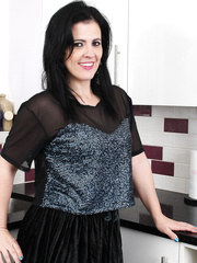 Darksome haired housewife with large wazoo model topless in her kitchen