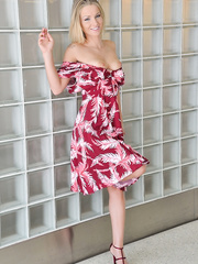 Marvelous golden-haired legal age teenager widening vagina wide open for sex toy insertion