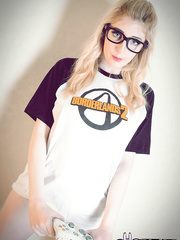 Nerdy gamer cutie Jessica Jensen acquires a recent high score by playing undressed