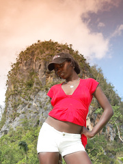 Exotic ebon Maria L undresses in nature's garb to show her hawt chocolate body outdoors