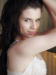 Lengthy-haired youthful honey Valeria can't live without unveiling her bald slit