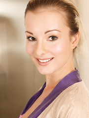 Dilettante model Yvett shoves her manicured fingers up into her lustful cooch