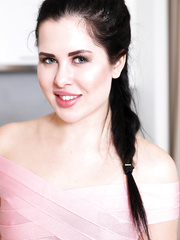 Dark Brown 1st timer Cassie Fire finger widens her snatch after getting in nature's garb