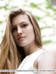 Exposed foot legal age teenager beauty with braided hair discloses her leaking juicy snatch