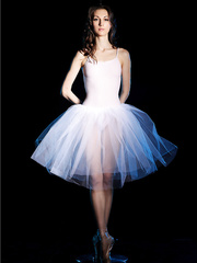 Supple ballerina showing how outstanding and hawt pole dancer that babe is