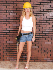 Juggy mother I'd like to fuck in jeans shorts undressing and widening her legs