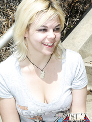 Jade Aspen has her revenge on her cheating bf by volunteering for a group sex