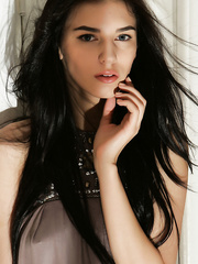 Hawt cutie Alice E is such a tease whilst taking off her garments