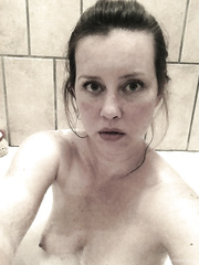Amber the Texan showing it all online self shot homemade porn
