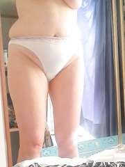 Some nice pics of the wife's titties and pussy while on vacation