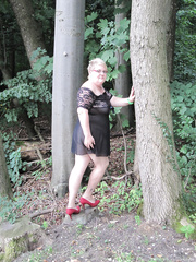 Outdoor Fotoshooting with Lingerie Flashing Breasts and Vagina