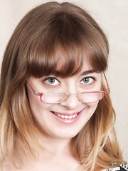 Dilettante angel Emily Johnson widening cum-hole lips wide on the desk for closeup