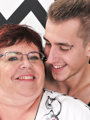 Fat grandmother Uma Womba bonks her chap toy with her glasses on