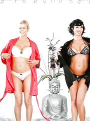 Sexy breasty Veronica Avluv & Alexis Fawx give spunk fountain tugjob in wild groupsex