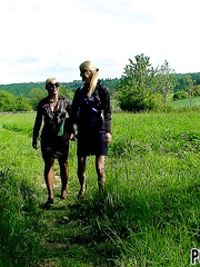 Picnic crasher is tempted into void urine flying cum squirting outdoor three-some