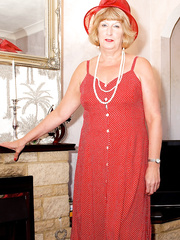 Aged dilettante DirtyDoctor pulls her nude titties out of her red suit