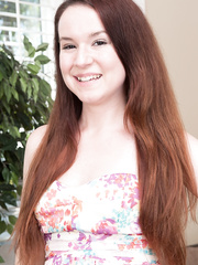 Non-Professional with miniature mambos Annabelle Lee removes her sundress to show off her bush