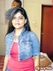 Indian hottie Neha uncovers her natural meatballs during solo act