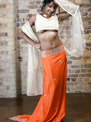 Indian model with tattoos exposes her firm bumpers in traditional garments