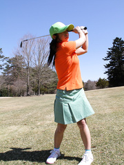 Japanese golfer Nana Kunimi flashes no panty upskirt whilst lining up a putt