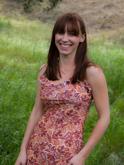 New faced dilettante Jessica Fisher receives in nature's garb in the sunshine to tan all over