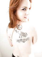 Hawt redhead in latex,ding-dong nylons & boots widening gazoo and flaunting sexy wet crack