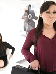 American females Sinn Sage & Georgia Jones have lesbo sex at work